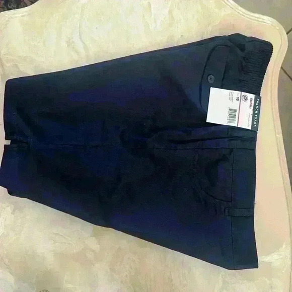 NWT French Toast school uniform shorts for girls size 18. - Picture 3 of 4